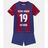 Barcelona Vitor Roque #19 Replika babykläder Hemmaställ Barn 2023-24 Kortärmad (+ korta byxor)